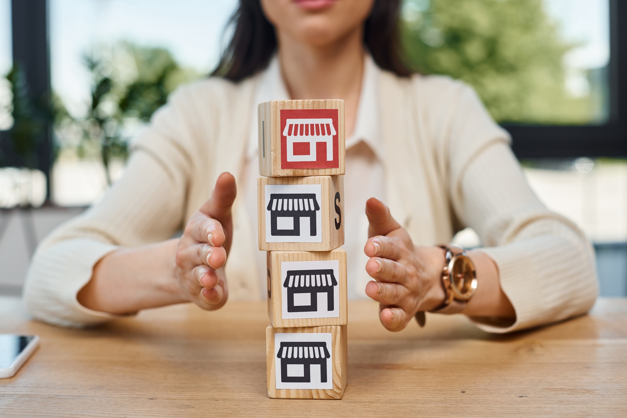 The businesswomans tower: a creative approach to franchise expansion